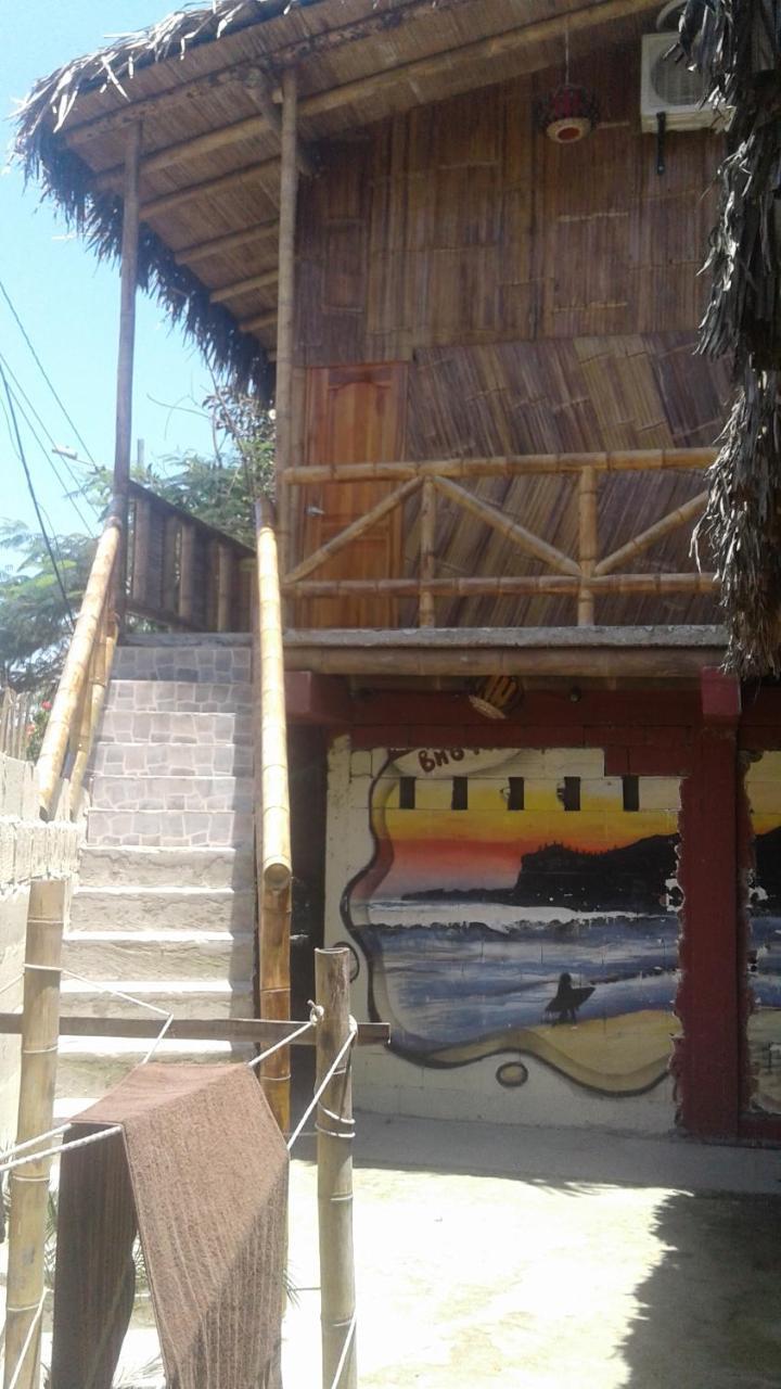 My Little House Surf&Backpacker Hostel Монтаньита Экстерьер фото